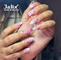 Diseño babyboomer, con relieve 3D hecho a mano y toques dorados Salón de Belleza JALIX San Bartolo